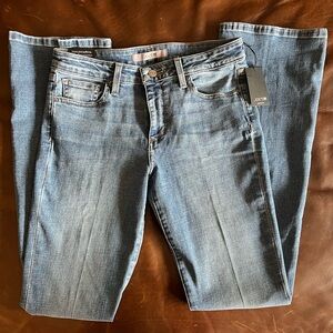 NWT Joe’s mid-rise bootcut jeans